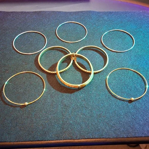 Bangle Bracelets, Monet -- Set of 3 -- 2 3/4" Diam -- Black, Green & Gold Tones - Picture 9 of 11